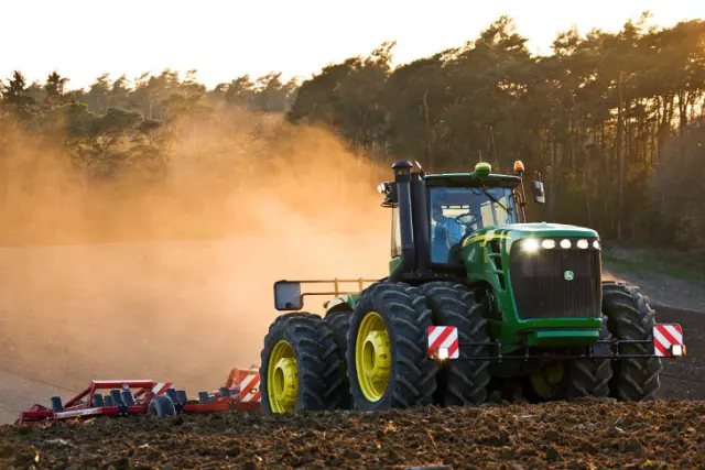9520R con 572 CV.
