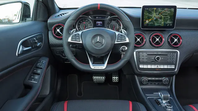 Mercedes AMG A45 volante