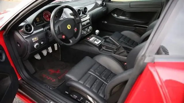 coches-vendían-cambio-manual-Ferrari-599-GTB-Fiorano-cambio
