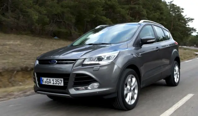 Ford Kuga 2013 frontal