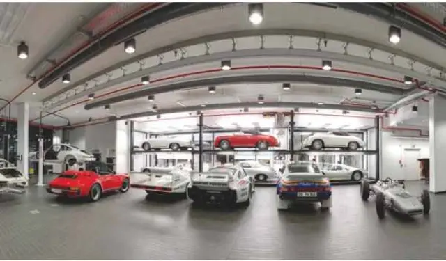 museo porsche taller
