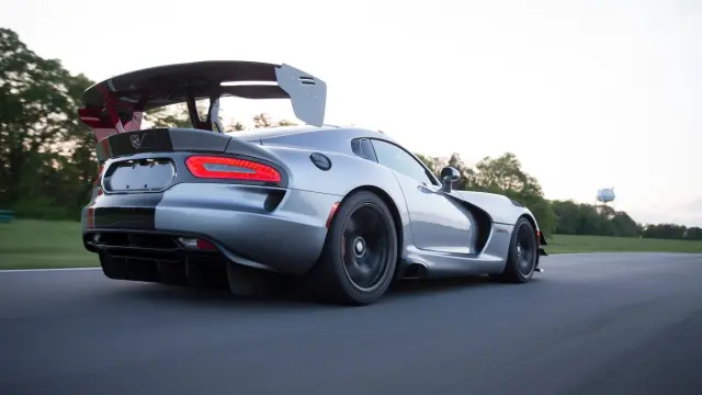 Alerón del viper acr