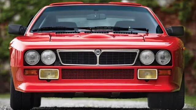 Lancia 037 Stradale Subasta delantera
