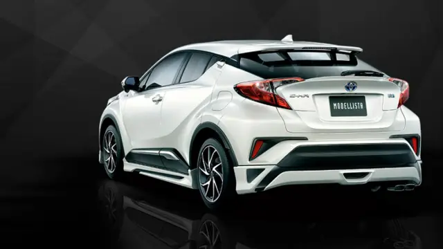 Toyota C-HR TRD trasera