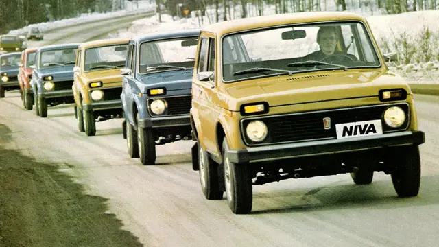 todoterrenos-viejos-baratos-lada-niva-frontal