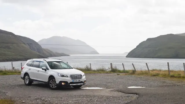 Subaru Outback harris y lewis