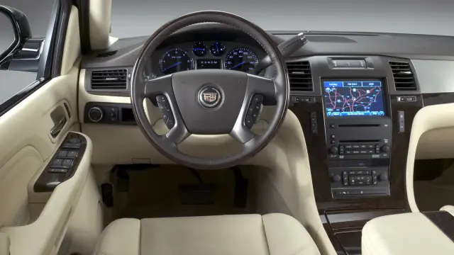Cadillac Escalade 2007 interior