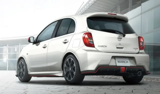 Nissan Micra Nismo trasera
