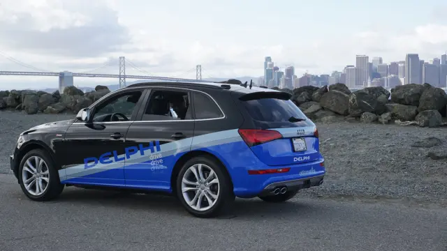 Audi SQ5 autónomo - trasera San Francisco