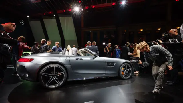 Mercedes AMG GT C Roadster lateral