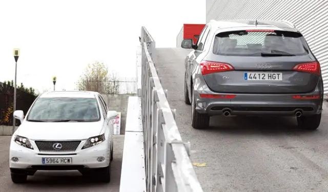 audi-q5-hybrid-lexus-rx-450h-estatica