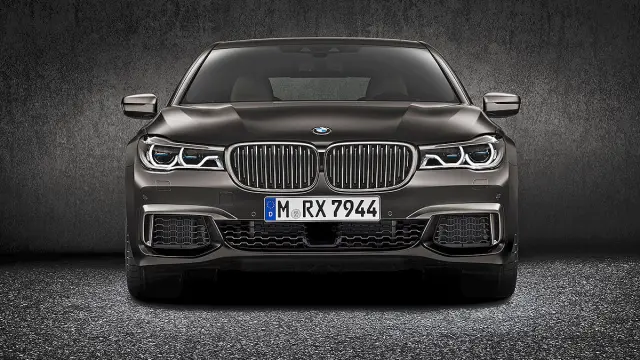 BMW M760Li xDrive morro
