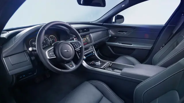 jaguar xf 2016 interior