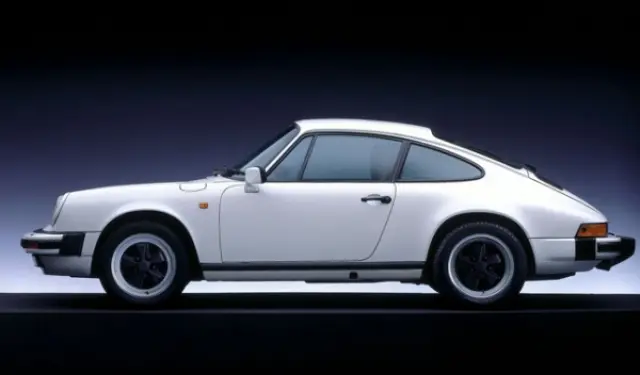 Porsche 911 Carrera James May