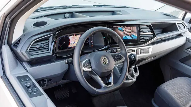 VW Caravelle