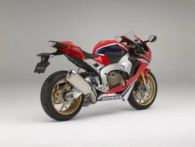 Nueva Honda CBR1000RR 2017 8