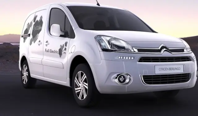 Citroën Berlingo E frontal