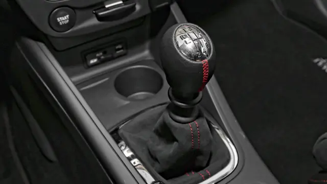 Renault Mégane RS Trophy R cambio