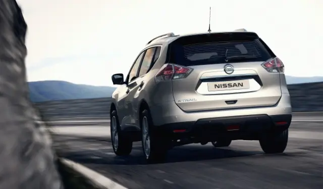 Nuevo Nissan X-Trail 2014 trasera dinámica