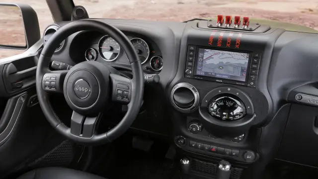 Jeep Crew Chief 715 Concept interior