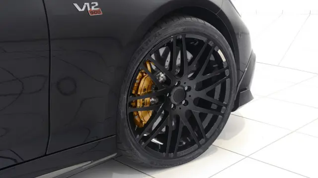 Brabus Rocket 900 Coupé llanta