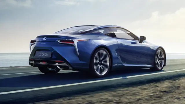 Lexus LC 500h trasera