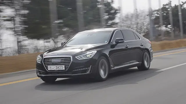 Genesis G90 morro