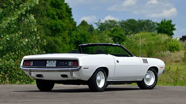 plymouth hemi cuda convertible trasera