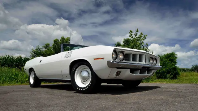 plymouth hemi cuda convertible blanco