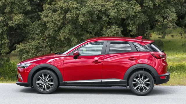 Mazda CX-3 lateral