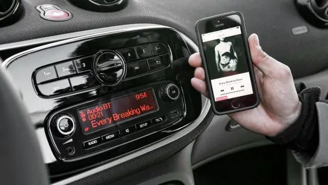 Smart Fortwo Cabrio conectividad