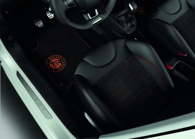 Peugeot 208 Roland Garros 2016