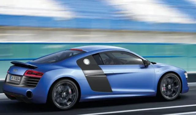 Audi R8 2013 perfil