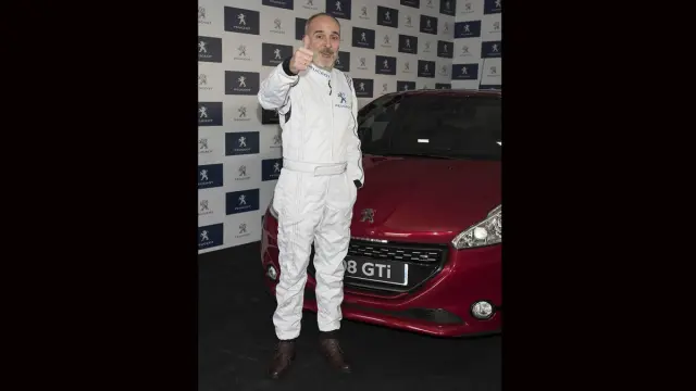 fernando guillén cuervo presentación Peugeot 208 Gti 30th