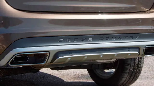 volvo V60 Cross Country 2016 protectores bajos