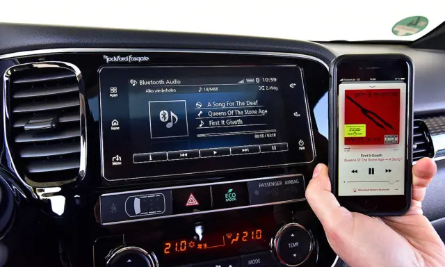 El sistema es compatible con Apple CarPlay y Android Auto