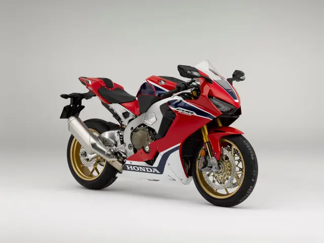 Nueva Honda CBR1000RR 2017 2