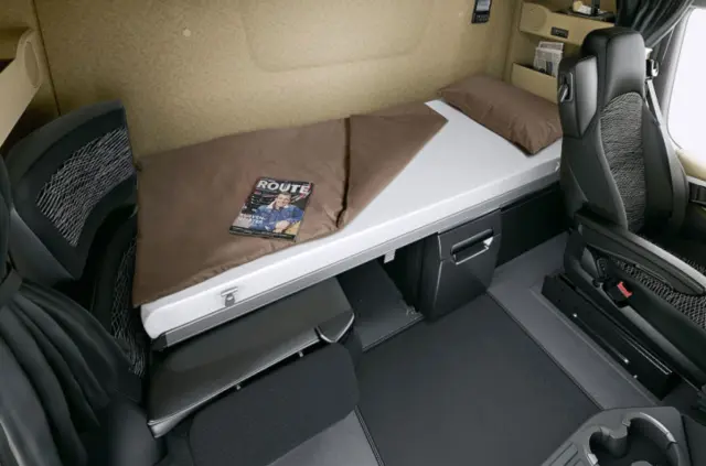 Mercedes Actros/Arocs SLT interior