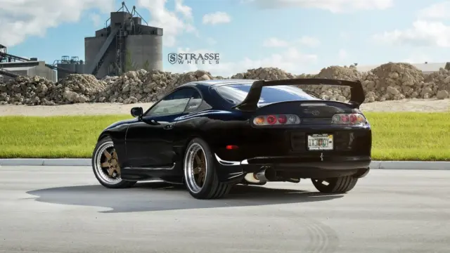 Toyota Supra llantas Strasse Forged trasera