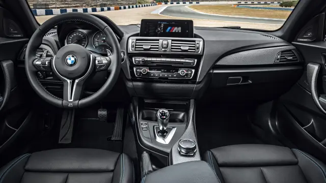 BMW M2 2016 interior