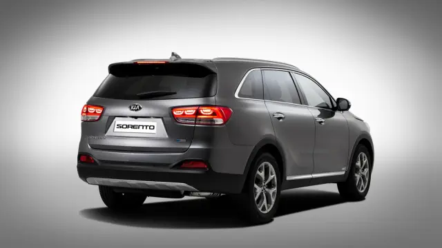 Kia Sorento 2015 trasera