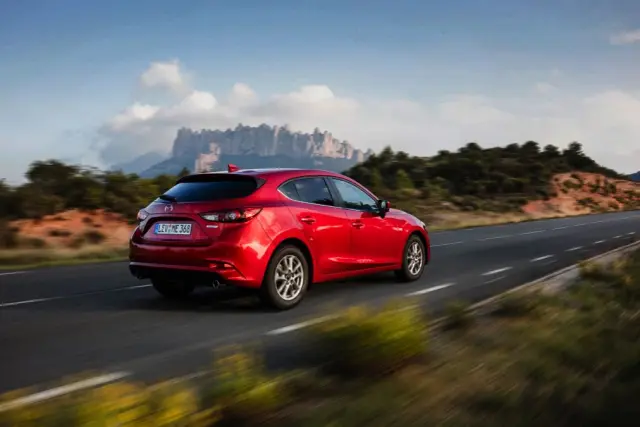 Mazda3 2017
