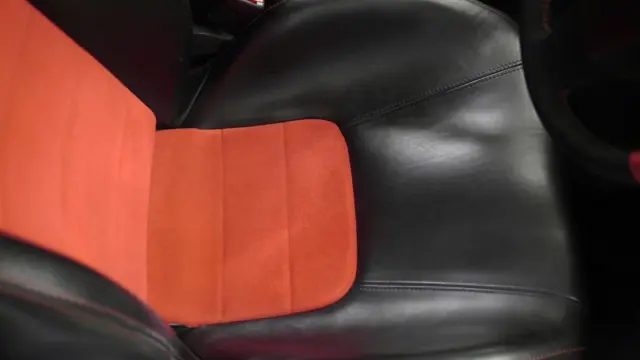 Venta Nissan Skyline GT-R Nismo Z-Tune tapicería