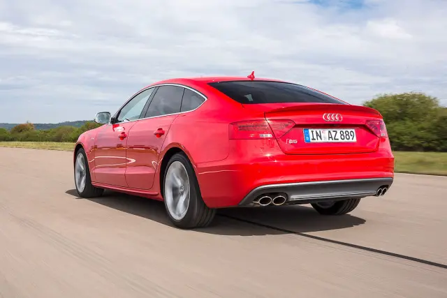Audi S5 Sportback zaga