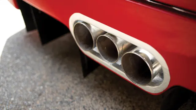 Ferrari F40 LM escape
