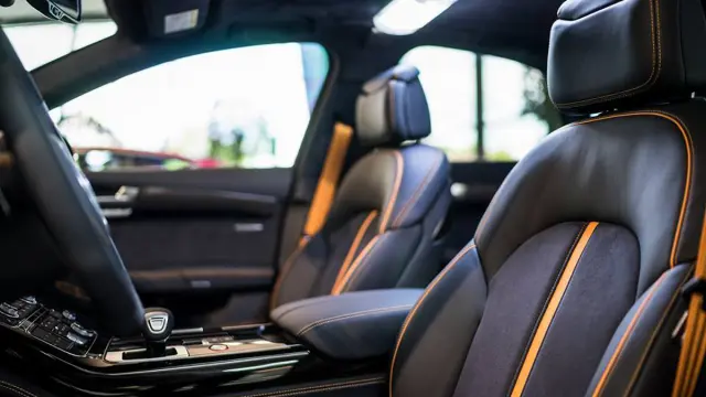Audi S8 plus Audi Exclusive asientos