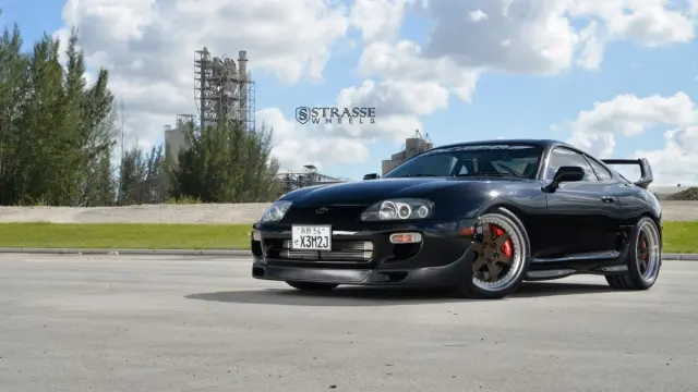Toyota Supra llantas Strasse Forged frontal