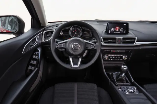 Mazda3 2017