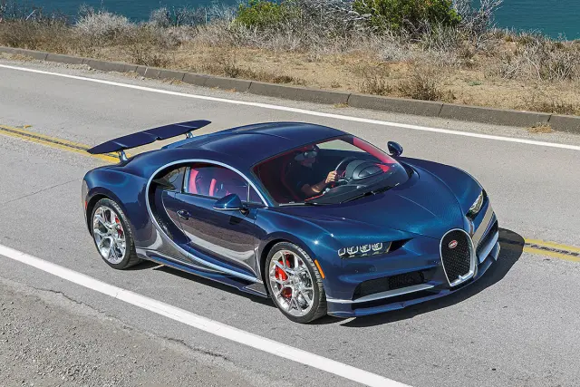 Bugatti Chiron. gatti Chiron. Unos 2,86 millones de euros. Finales 2016. 1.500CV, 420 km/h