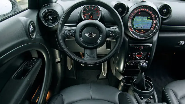 3 Cara a cara: Audi Q2 vs Mini Countryman